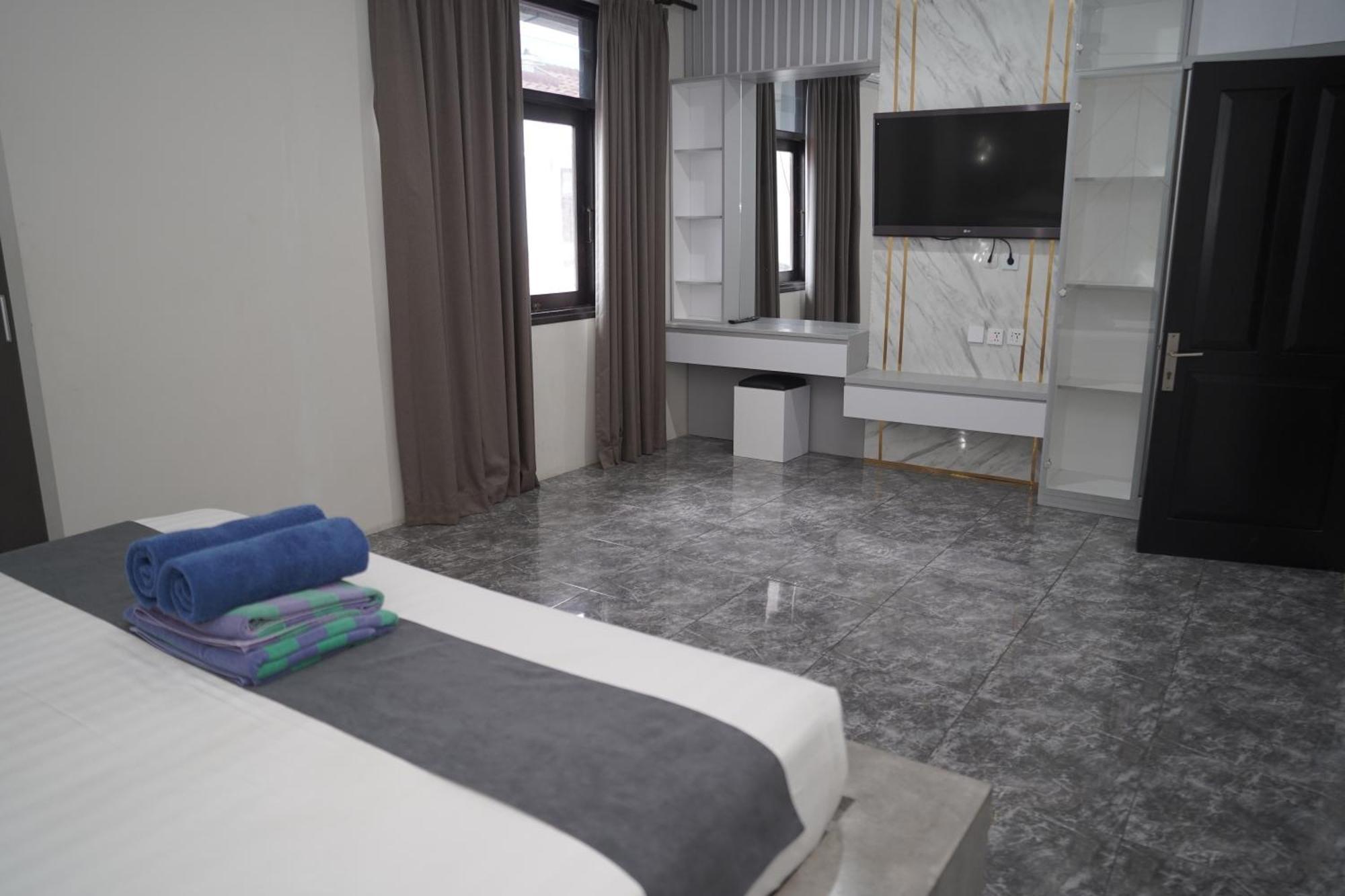 4 Bedroom Villa Kuta Regency B10 Экстерьер фото