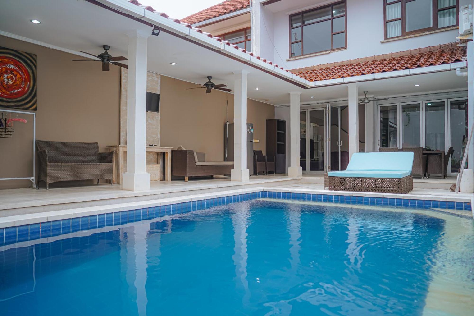4 Bedroom Villa Kuta Regency B10 Экстерьер фото